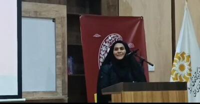  نخستین نشست ادبی «شعر مادر» در قائمشهر برگزار شد
