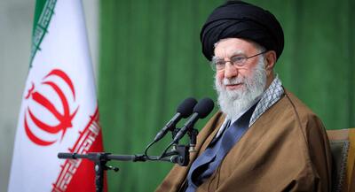 رهبر انقلاب: با همه سختی‌ها و تنگ‌دستی‌‌ها، نقاط مثبت فراوانی داریم تقلیل انگیزه‌های شهدا به احساسات، ظلم به اشخاص و حادثه‌ جنگ است رفتار بعضی دستگاه‌های فرهنگی انتقال ارزشهای شهدا به نسل جوان را نشان نمی‌دهد | جهان نیوز