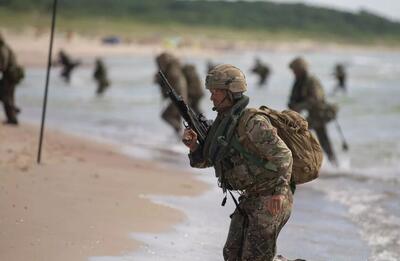  یک نویسنده ایتالیایی: اروپا به طور جدی برای جنگ با روسیه آماده می‌شود