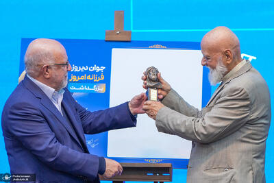  بزرگداشت علی شمس‌ اردکانی چهره ماندگار اقتصاد انرژی