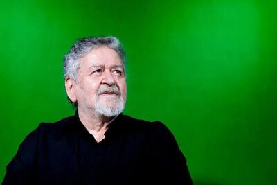 حمله عابدینی به خداداد عزیزی/در عمرت کلا 2 بار دریبل زده‌ای !