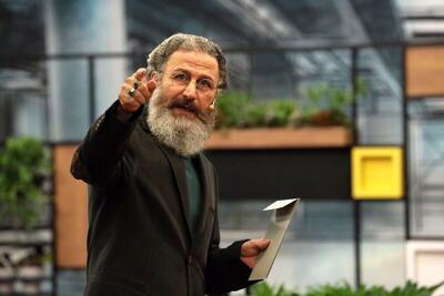 بهرام عظیمی: آن‌چه یک عمر شنیده‌ایم و اشتباه بوده این است که ما حکومتی هستیم/ کار کردن با وزرای ارشاد دولت‌های گوناگون به معنای نزدیکی به آن‌ها نیست