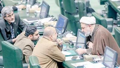 تندروها فقط علیه دولت پزشکیان شمشیر نکشیده اند؛ قوه قضاییه هم از دروغ و تهمت بی بهره نماند/ افراطیون آشکارا خواستار محاکمه رئیس قوه قضائیه شدند