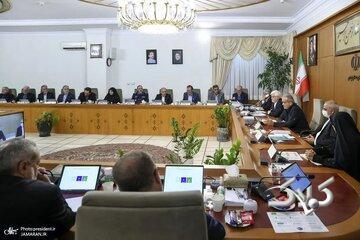 روزنامه هم میهن: همه وزرای پزشکیان در قایق دولت پارو نمی زنند/ کسی هم سکان هدایت قایق را در دست ندارد - مجله اینترنتی کولاک