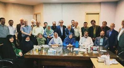 آنها که تورم را دامن زدند و برایش مرثیه هم ساختند!