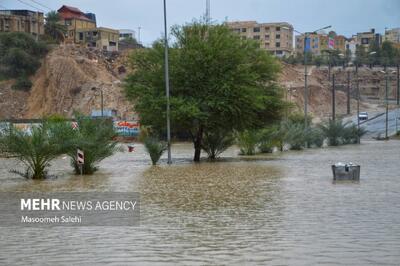 باران و آبگرفتگی محلات در بندرعباس