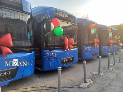 تحویل پنج دستگاه اتوبوس برقی داخلی به شرکت واحد اتوبوسرانی تهران