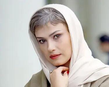  زندگی باورنکردنی لادن مستوفی / از ازدواج با مرد سن بالا تا کودکی سخت !