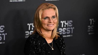 سارینا ویگمن برای پنجمین بار بهترین سرمربی زن سال فیفا شد + فیلم - پارس فوتبال