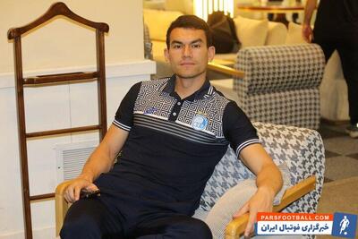 رستم آشورماتوف ستاره استقلال دیدار مقابل گل گهر را به دلیل محرومیت از دست داد