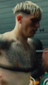 ویدئو: تمرینات فشره الخاندرو گارناچو - پارس فوتبال