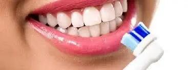  چگونه بعد از عمل بینی مسواک بزنیم ؟