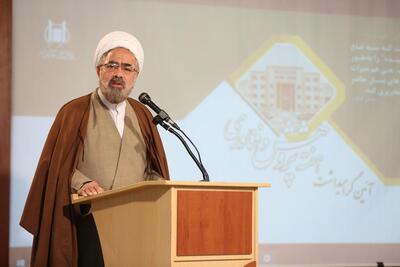  مرتضی جوادی آملی: پژوهش‌های علوم وحیانی باید بتواند در حل مشکلات و معضلات اجتماعی نقش‌آفرین باشد