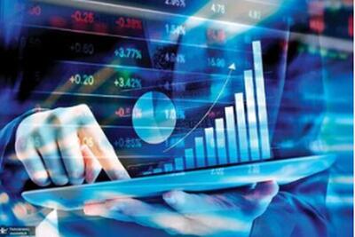 هجوم سهامداران به بازار سرمایه امروز سه شنبه ۲۵ آذر /بورس طوفان به پا کرد