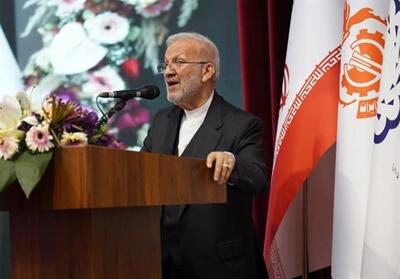 صنعت مس نقش مهمی در بهره برداری از ظرفیت‌های صادراتی ایران دارد - تسنیم