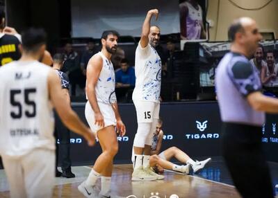  کتف بازیکن استقلال در رفت و دوباره بازی کرد!