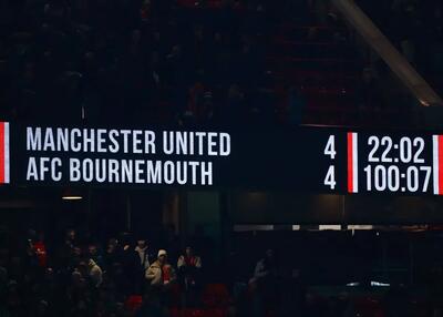 یونایتد ۴-۴ بورنموث: پایان شب دیوانه‌وار در الدترافورد