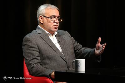 فتح‌الله‌زاده: استقلال هنوز یکی از مدعیان قهرمانی است