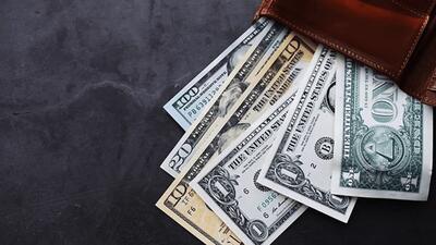 اعلام قیمت جدید دلار مسافرتی