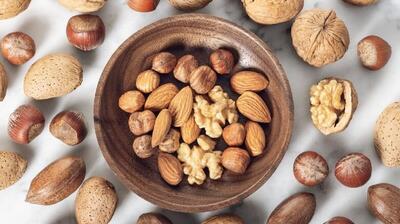  بادام یا گردو، کدامیک بهتر است؟