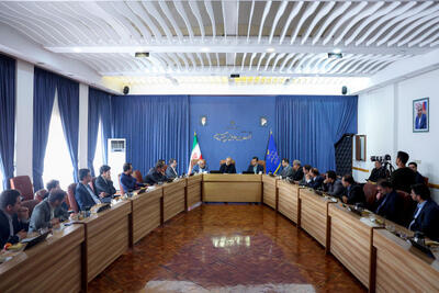 تاکید پزشکیان بر ارائه خدمات سلامت کیفی‌‌تر،گسترده‌تر و عادلانه تر به مردم