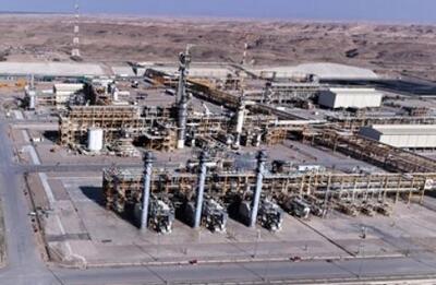 طعم شیرین گاز های همراه نفت مناطق عملیاتی چشمه خوش و دهلران به خط لوله سراسری گاز رسید