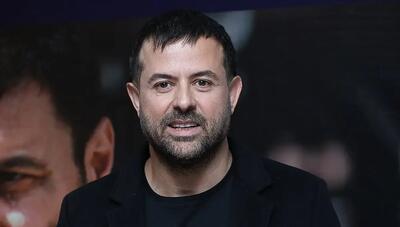 قاب مشترک ستاره‌ها؛ هومن سیدی و جواد عزتی در مراسم افتتاحیه سریال وحشی (عکس)