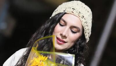 استایل زمستانی «آساره هداوند»؛ تلفیق هنر بافتنی با مد روز (عکس)