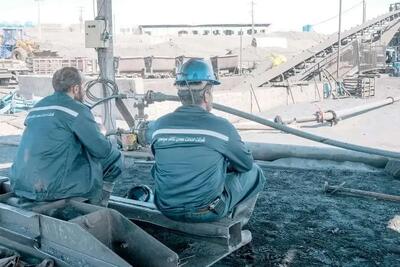 زندگی نباتی دو کارگر مصدوم معدن طبس/ روایت تلخ خانواده‌ها از رنج بی‌پایان