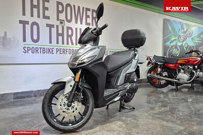 کیمکو آجیلیتی 160 اس وارد بازار شد؛ اسکوتر قدرمند و با کیفیت تایوانی را بشناسید