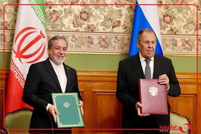  امضای برنامه رایزنی های وزرات خارجه های ایران و روسیه توسط عراقچی و لاوروف