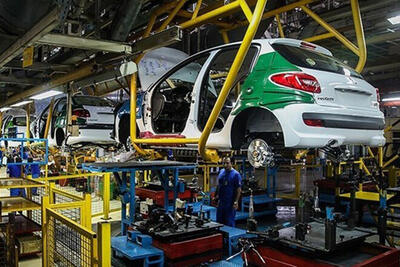 سیاست‌های صنعتی ناپایدار مانع توسعه صنعت خودرو شده است