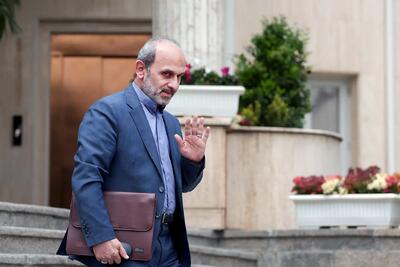 رئیس صدا و سیما: 70 درصد مخاطب داریم؛ اگر ناراحت می‌شوید، در غم و ناراحتی باقی بمانید