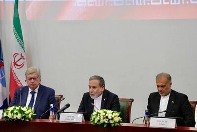 عراقچی درباره جنگ ۱۲ روزه: بعد از دیدار با پوتین، از مرز زمینی در حال بازگشت به تهران بودم که ویتکاف به من پیام داد که آتش بس بدون قید و شرط؛ یعنی در اثر مقاومت و قدرت ما ظرف ۱۲ روز از تسلیم بدون قید و شرط به آتش بس بدون قید و شرط رسیدند