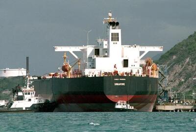 افزایش قیمت نفت پس از تصمیم ترامپ برای محاصره نفتکش‌ها در ونزوئلا