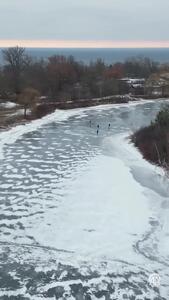 یخ‌زدگی دریاچه‌ای در کانادا