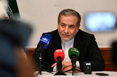  عراقچی: جنگ روانی ادامه دارد اما ایران برای همه سناریوها آماده است