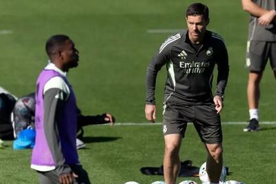 یکی از مدافعان رئال مادرید به تمرینات برگشت