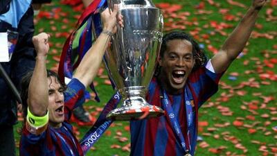 لحظات فراموش نشدنی رونالدینیو با پیراهن بارسلونا در لیگ قهرمانان