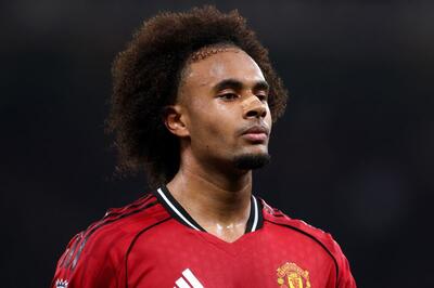 اختلاف نظر بزرگ منچستریونایتد و رم بر سر مهاجم هلندی