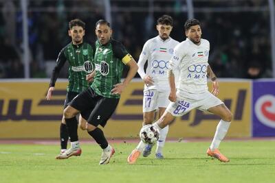 نصب تابلوی حاشیه ساز در رختکن استقلال؛ استارت کتک کاری چطور زده شد؟