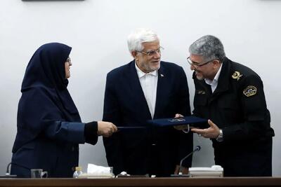 امضای تفاهم‌نامه پلیس راهور و سازمان ملی استاندارد برای کاهش تصادفات رانندگی