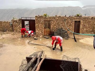 امدادرسانی هلال‌احمر به بیش از ۴۰۰۰ نفر متاثر از سیل و آب‌گرفتگی