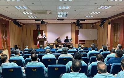  برگزاری سومین رویداد از سلسله‌نشست‌های فرهیختگی فولاداندیشی با عنوان  کتاب پایداری ایران  در فولاد مبارکه