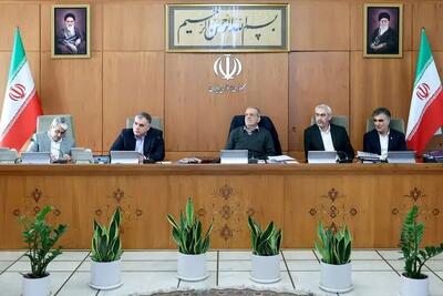  تاکید رئیس‌جمهور بر تسریع در اجرای قرارداد توسعه میدان نفتی آزادگان
