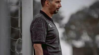 حسینی، فکری به حال دفاع تیمش کند