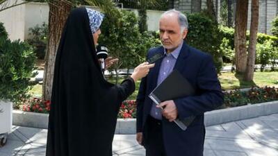 وزیر دادگستری: با تخلفات در بازار برخورد می‌کنیم