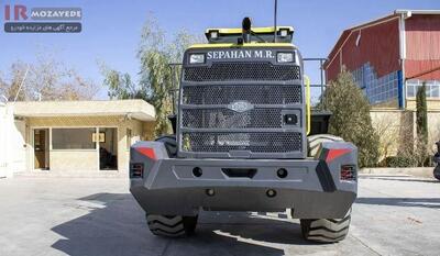 حراج 7 دستگاه ماشین الات کارکرده (شرکت سیمان) شامل : لودر 950 کاترپیلار ،مینی بوس بنز، دامپتراک