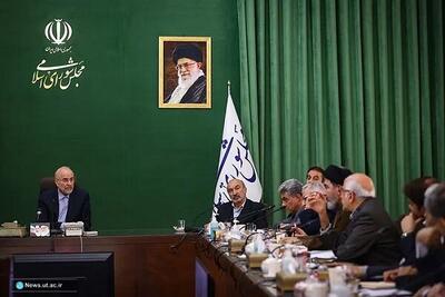  اختیارات گسترده و حرکت به سمت «خودگردانی» به دانشگاه‌ها واگذار شود