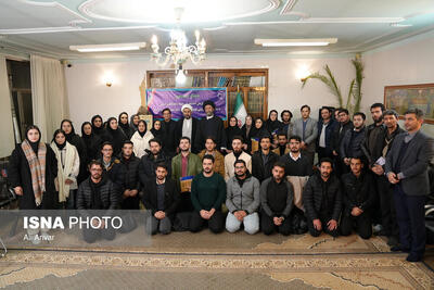  نقشه آینده کشور باید توسط نخبگان ترسیم شود